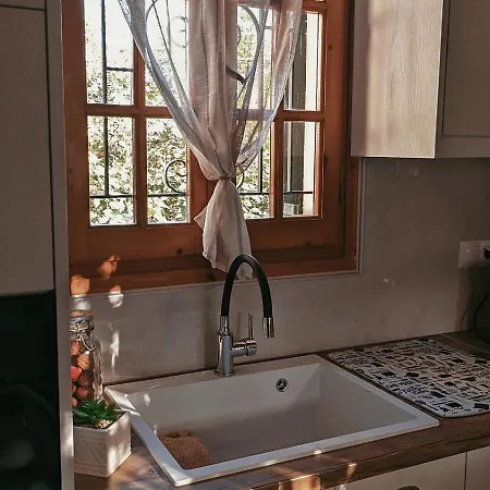 Family House At Corfu Town 公寓