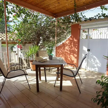 Appartement Family House At Corfu Town *