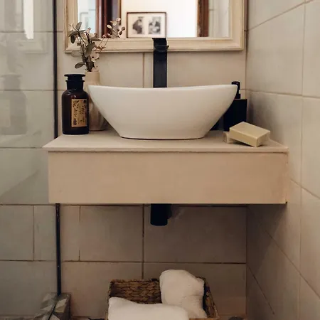 Family House At Corfu Town Apartment *