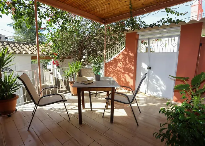 Appartement Family House At Corfu Town *